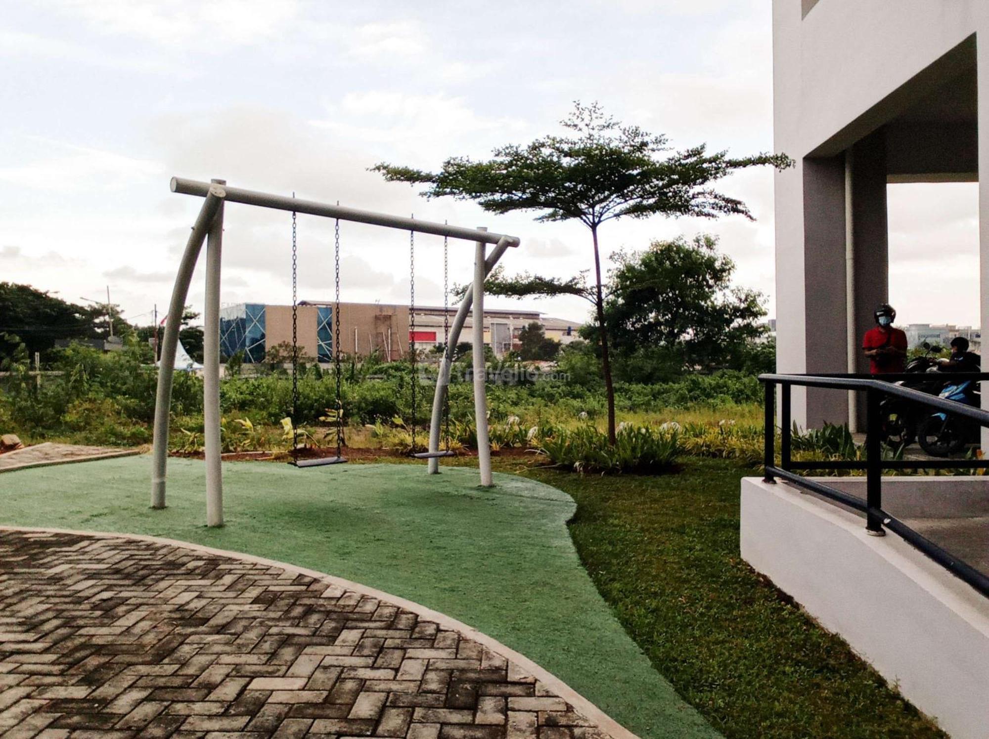 Apartment Homey And Warm 1br At Sentraland Cengkareng By Travelio